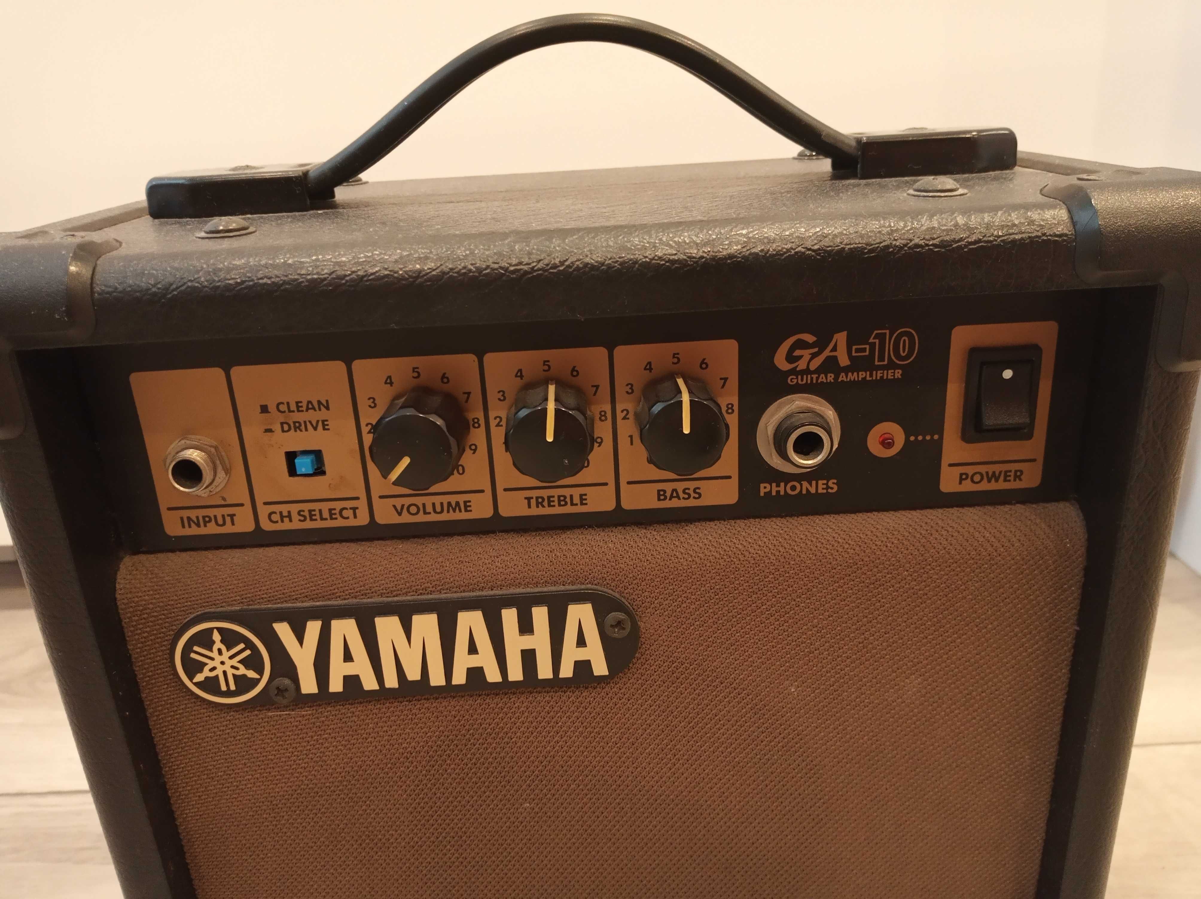 Wzmiacniacz gitarowy Yamaha GA-10