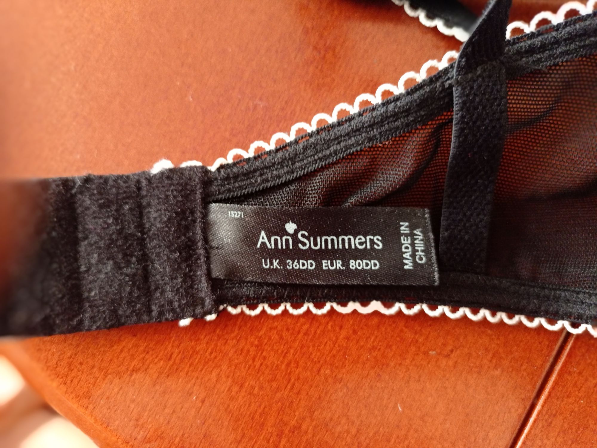 Stanik 80 DD Ann Summers