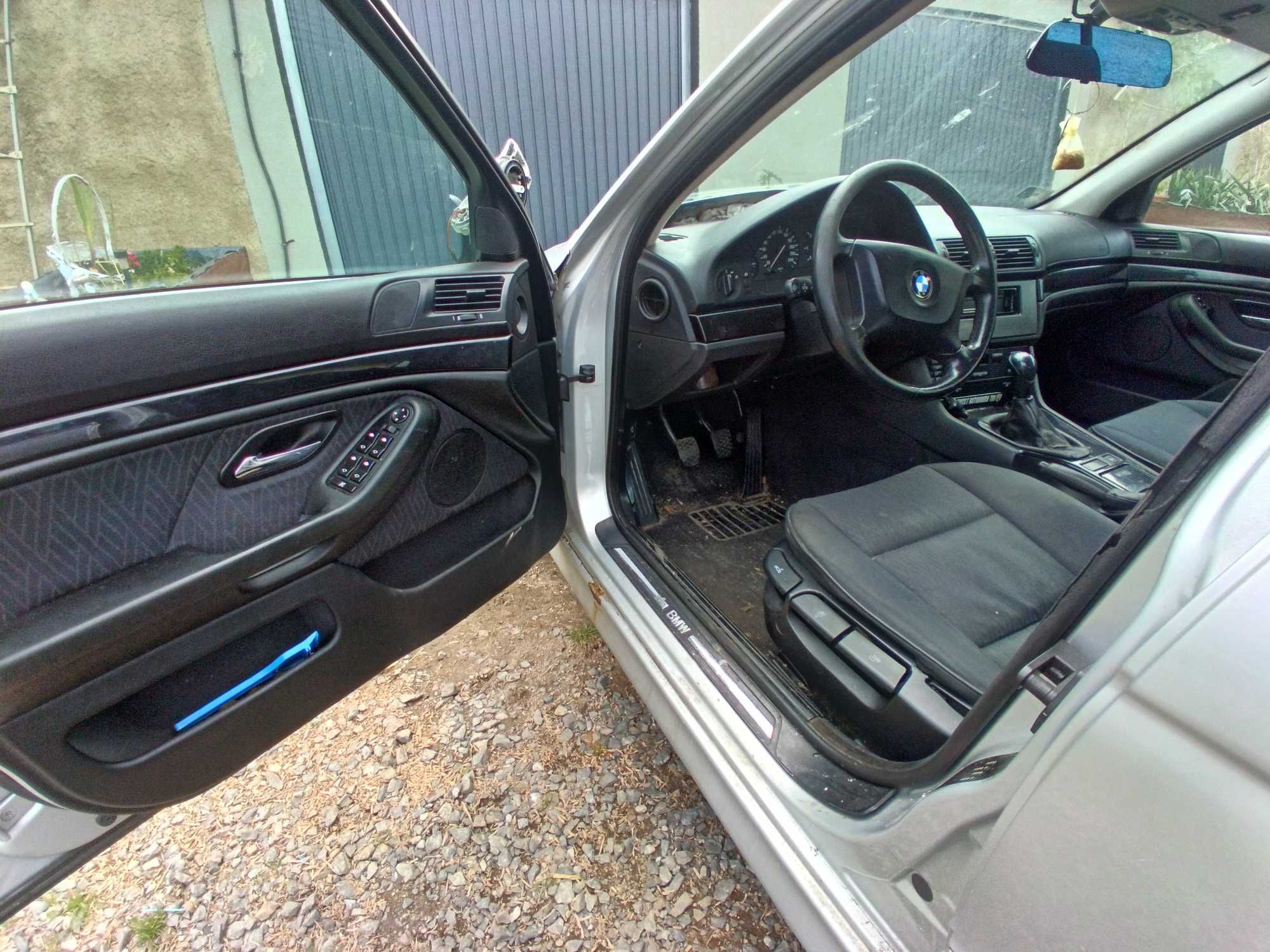BMW E39 całość części 520d touring kombi