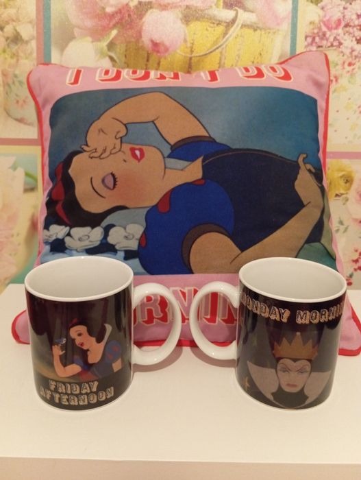 Pack 2 canecas e almofada Snow White Disney