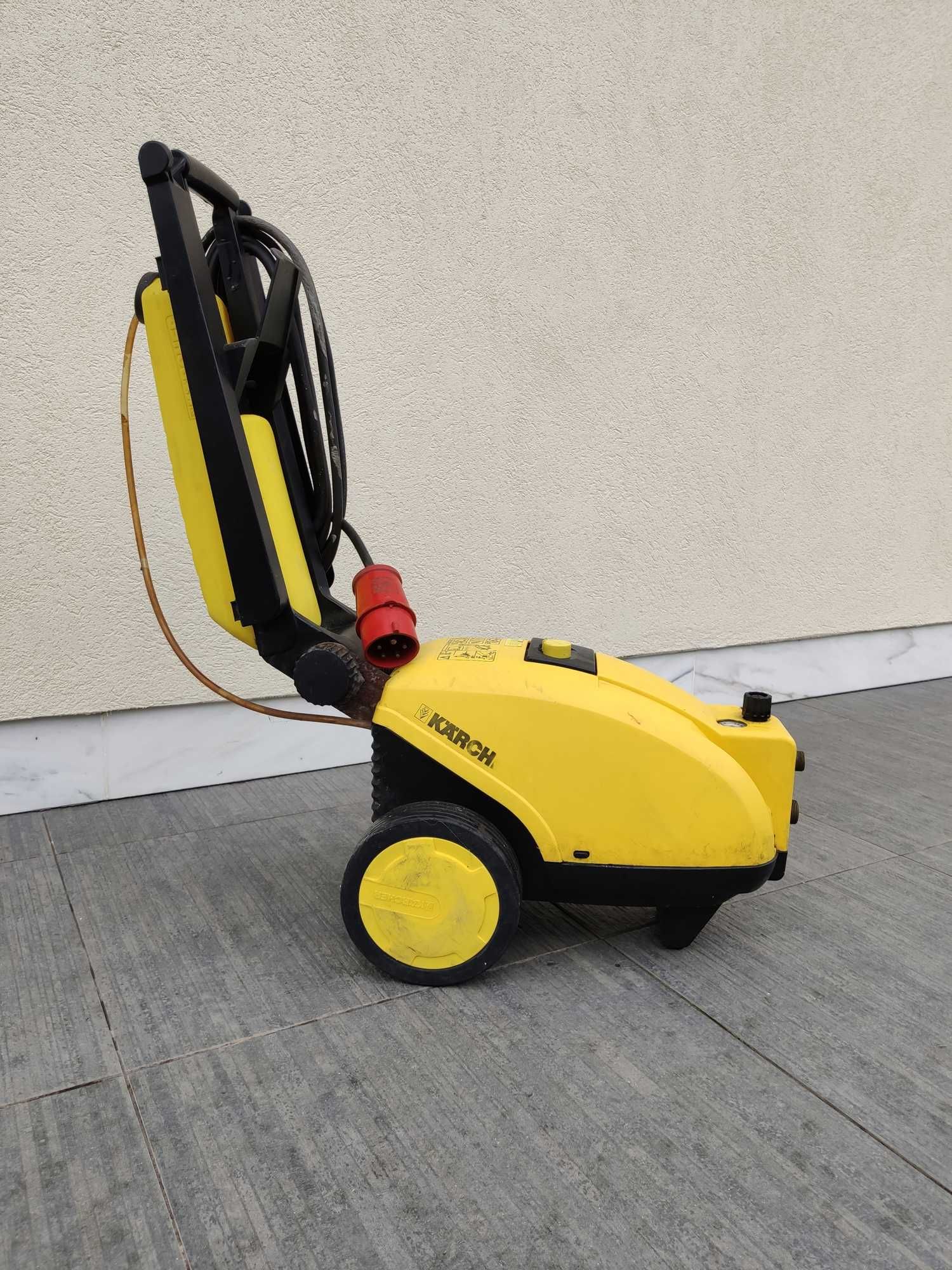 Karcher HD 790 S - Trifásica - Profissional compacta