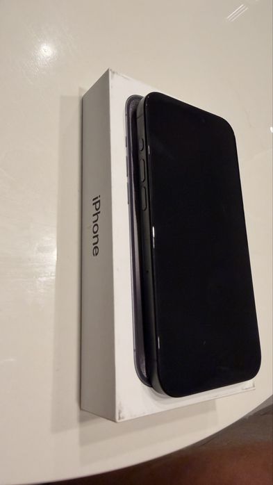 Iphone 15 pro idealny
