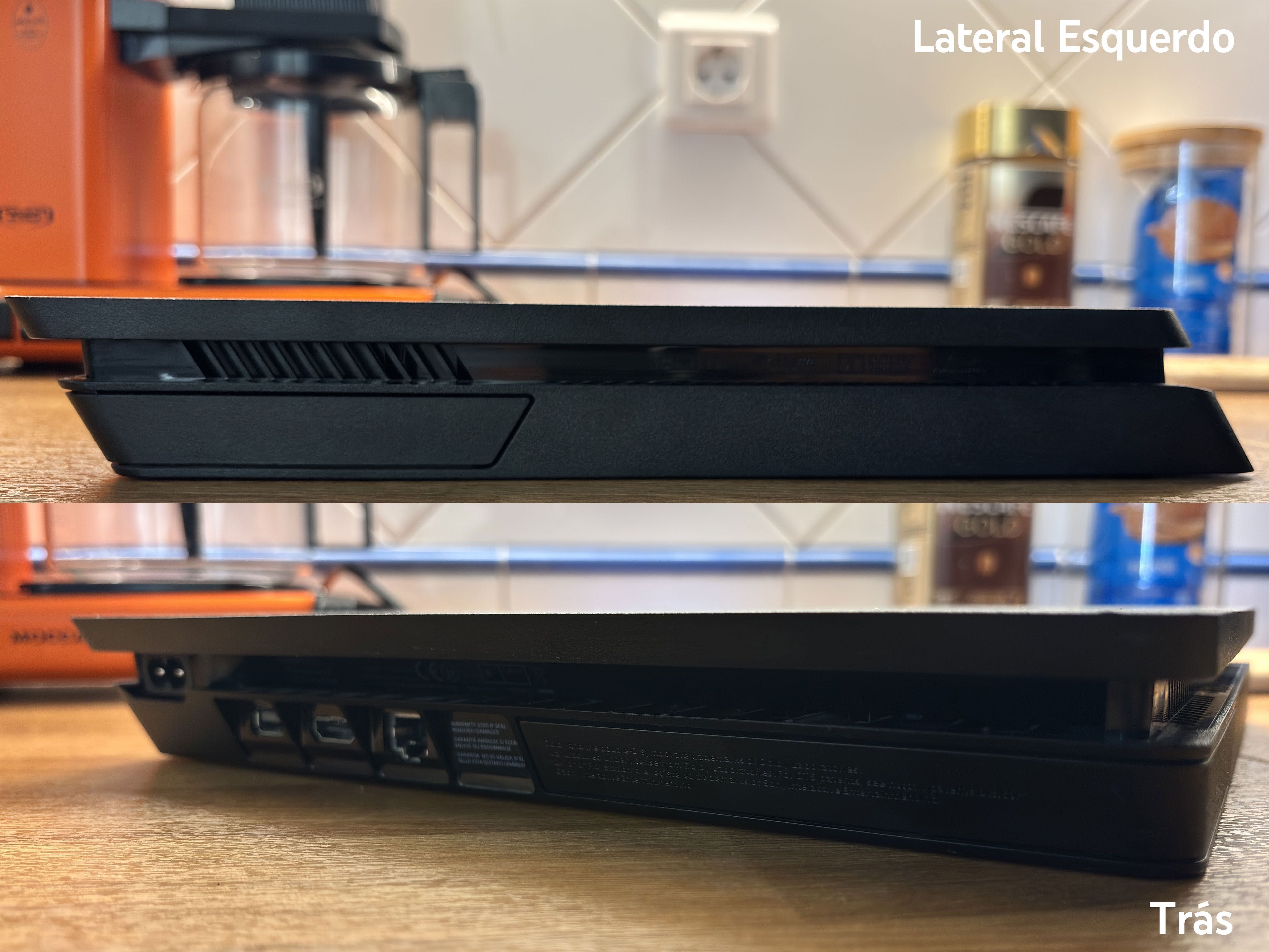 PS4 SLIM 1 TB + 1 comando extra + 1 Jogo