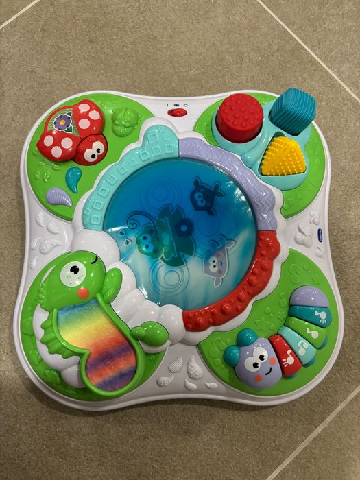 Mesa de atividades Chicco completamente nova