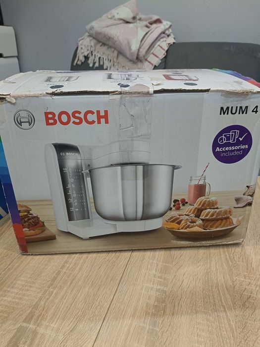NOWY robot kuchenny Bosch MUM4405