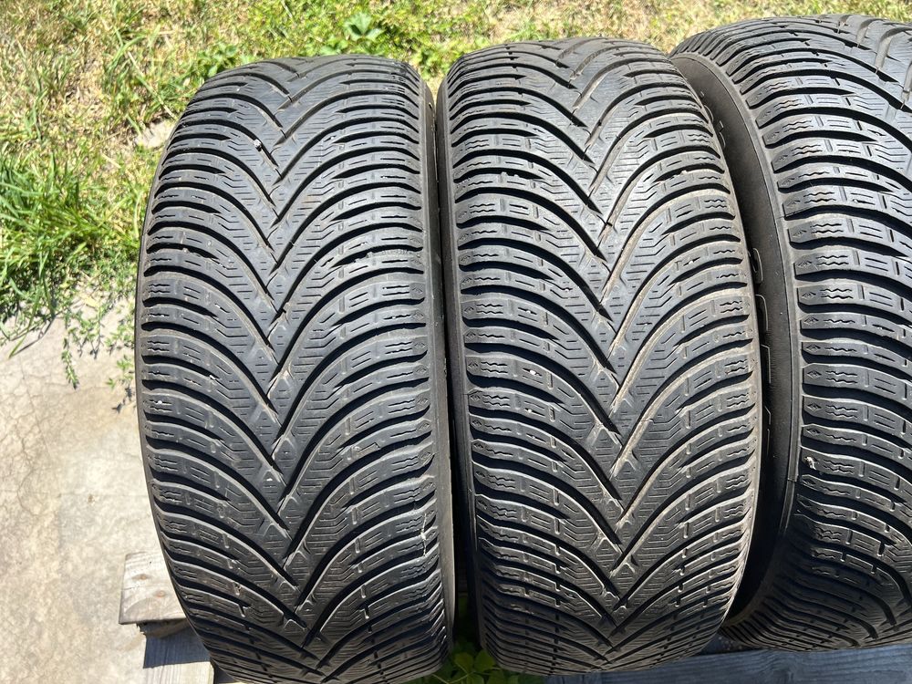 4xopona zimowa BF GOODRICH w rozmiarze 205/55 R16