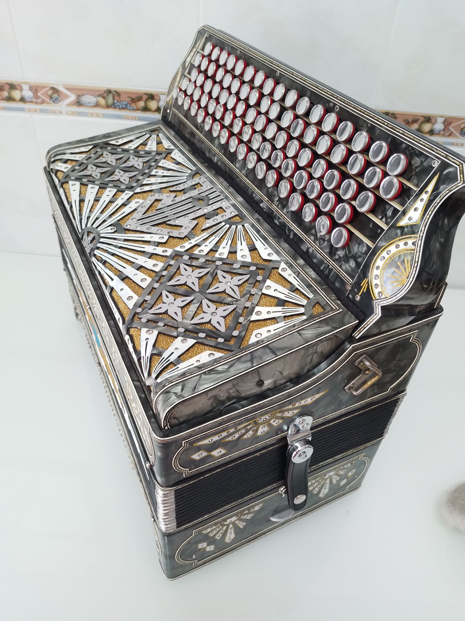Acordeon/Acordeão    BERNARDO