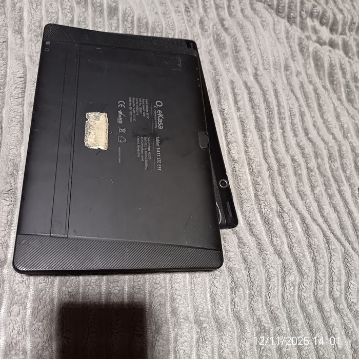 Планшети на запчатини