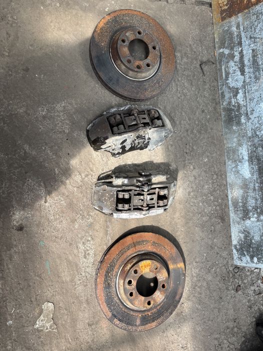 Zaciski brembo zr18 zl18 tarcze klocki touareg q7 cayenne