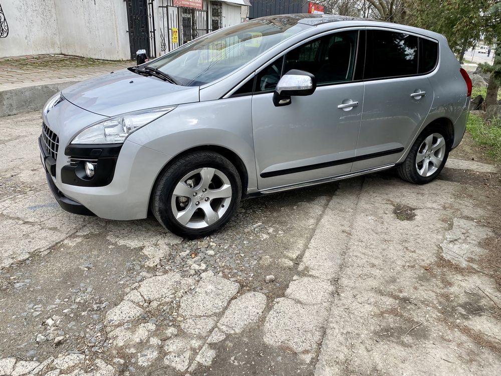 Продам PEUGEOT 3008, 2010 року