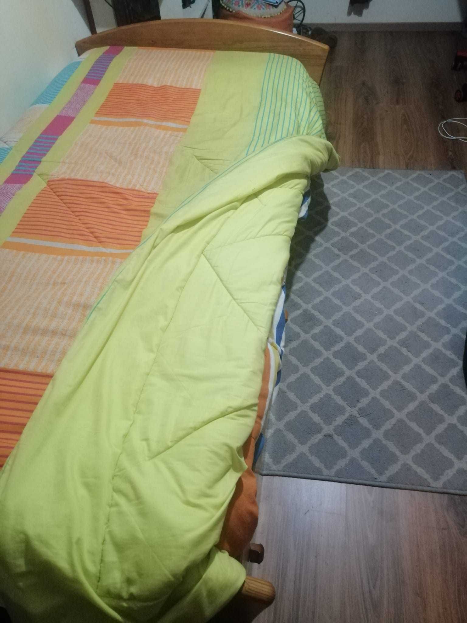 Cama com Gavetão em Cerejeira + Colchão — VENDA URGENTE