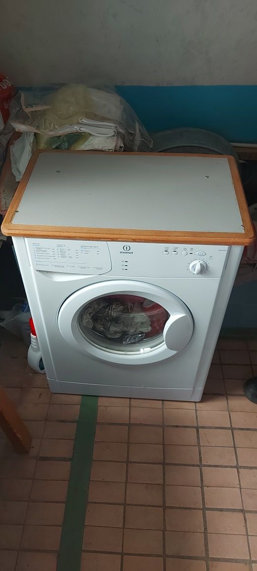 Стиральная машина узкая 3.5кг, cтиралка, indesit wiun 100