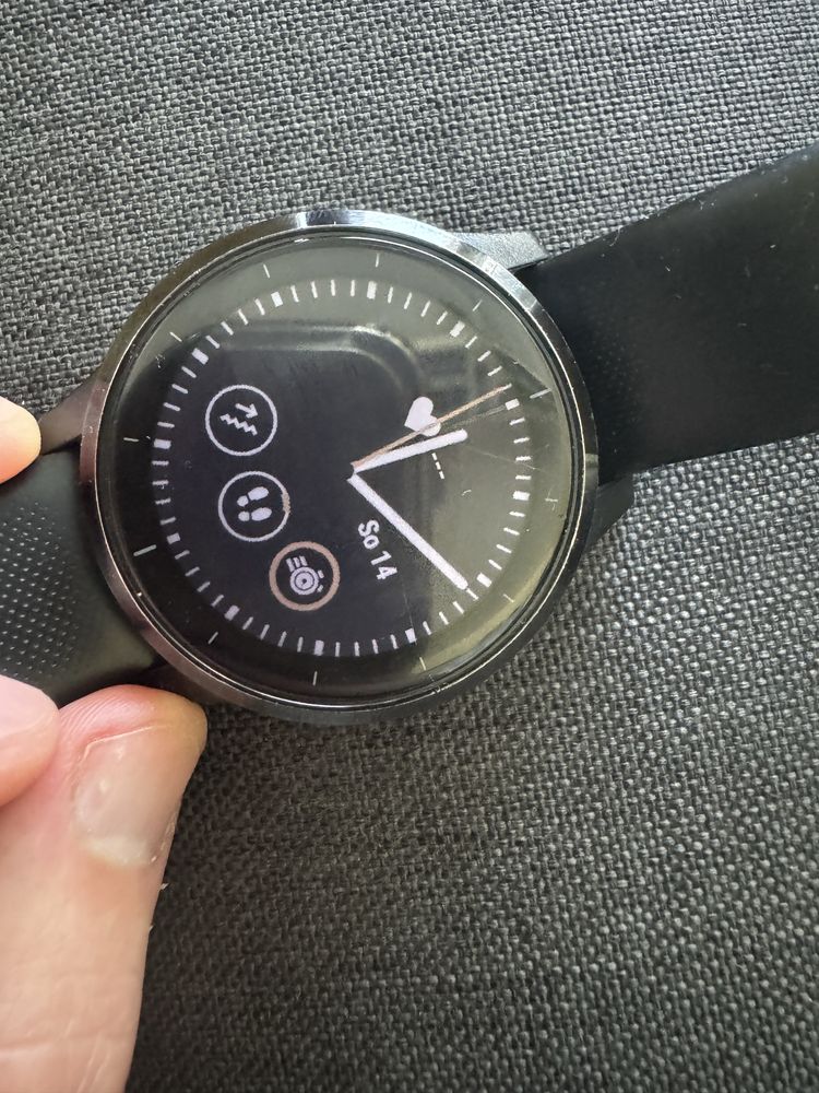 Garmin viviactive 4