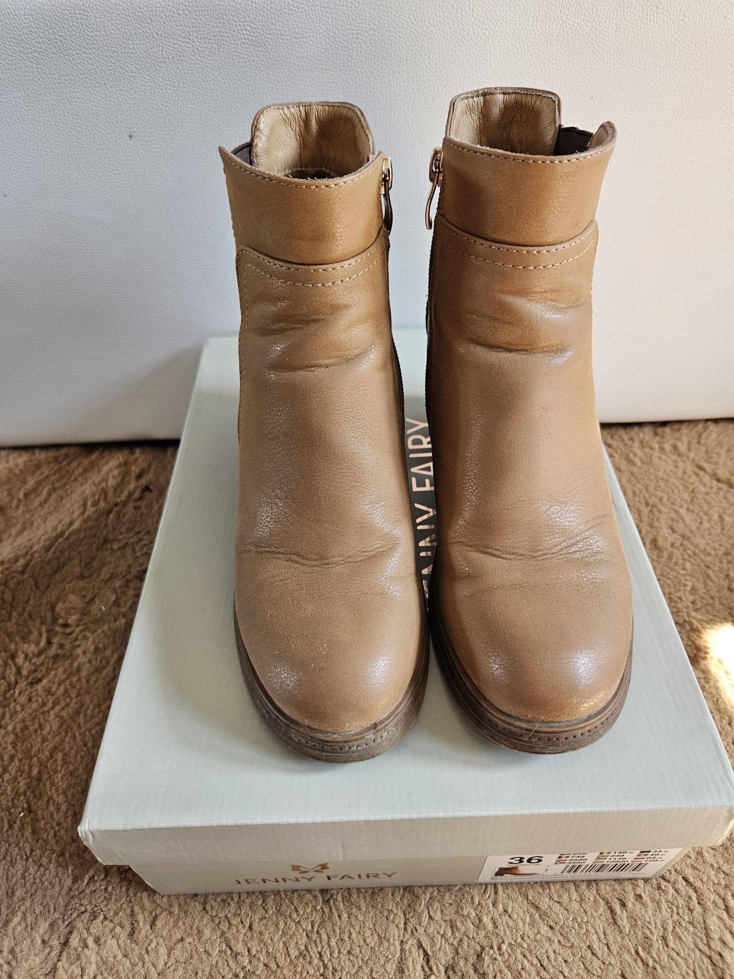 Beżowe buty na obcasie botki 36 Jenny Fairy CCC wiosna jesień