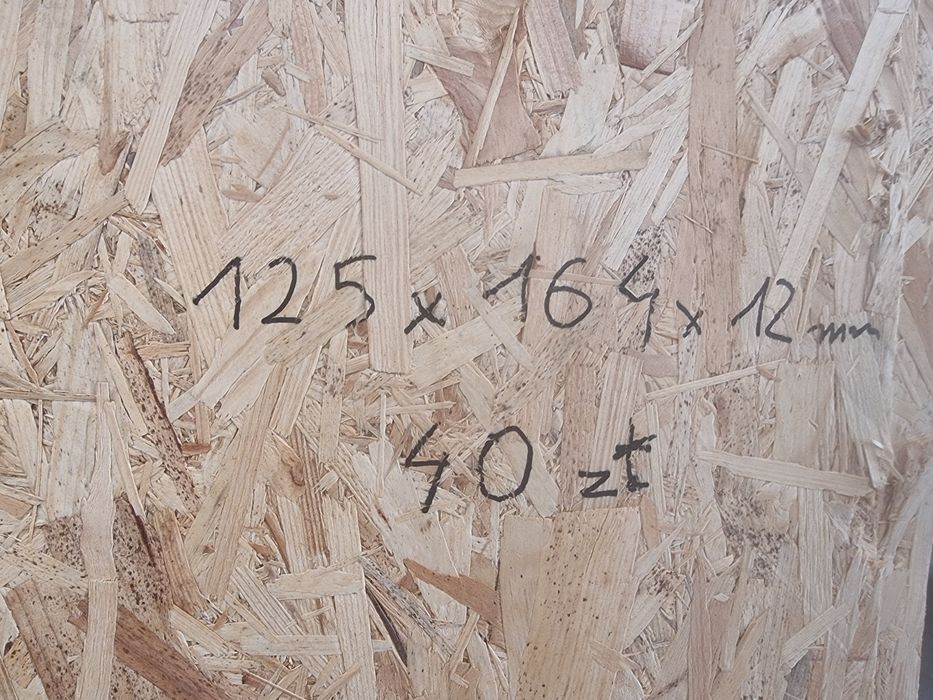 Płyta OSB 22mm 122.5x137.5 12mm