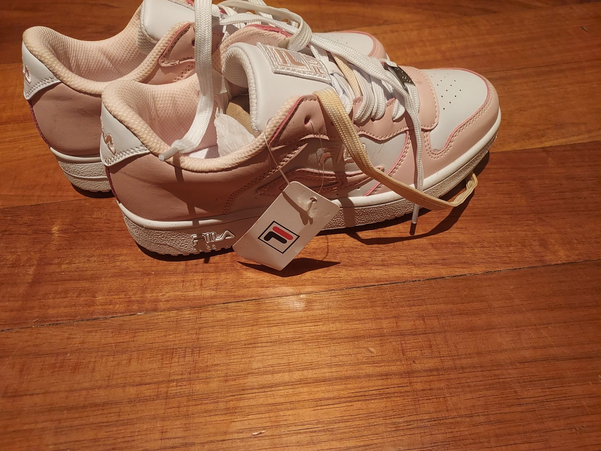 Sapatilhas da Fila Novas