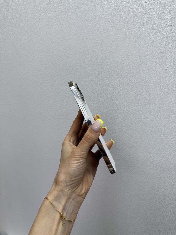 Used iPhone 13 pro max 128 silver