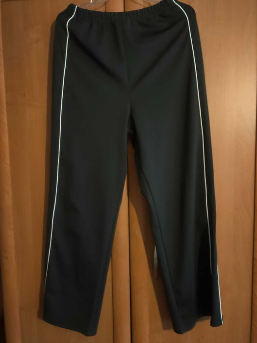 Spodnie dresowe czarne