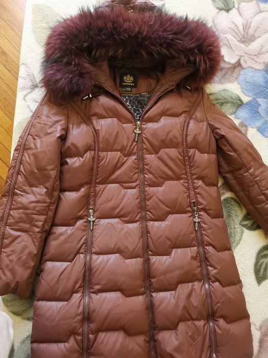 Жіночой зимовий пуховик