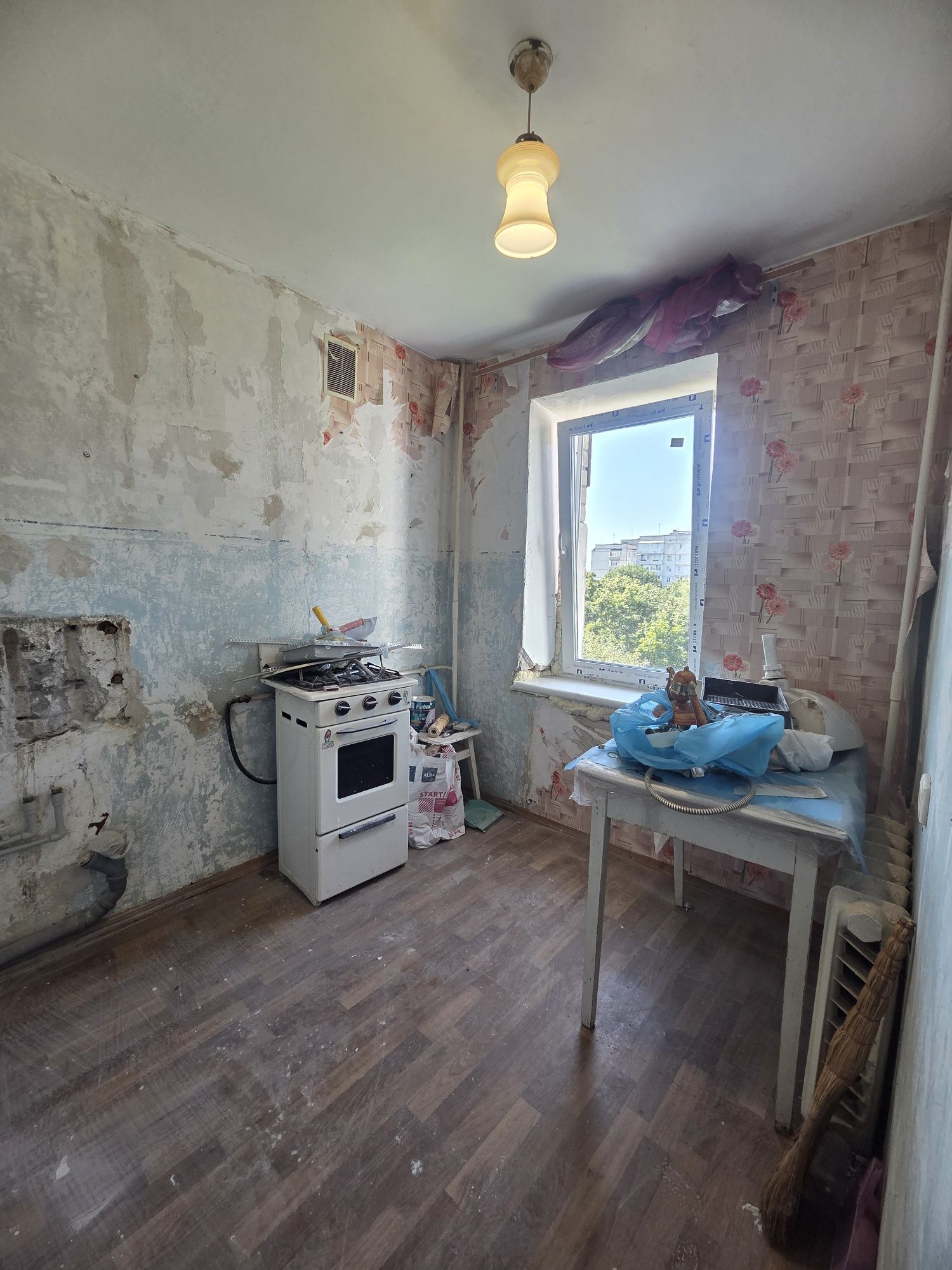 Продаж 1к квартири Виставка 22м²