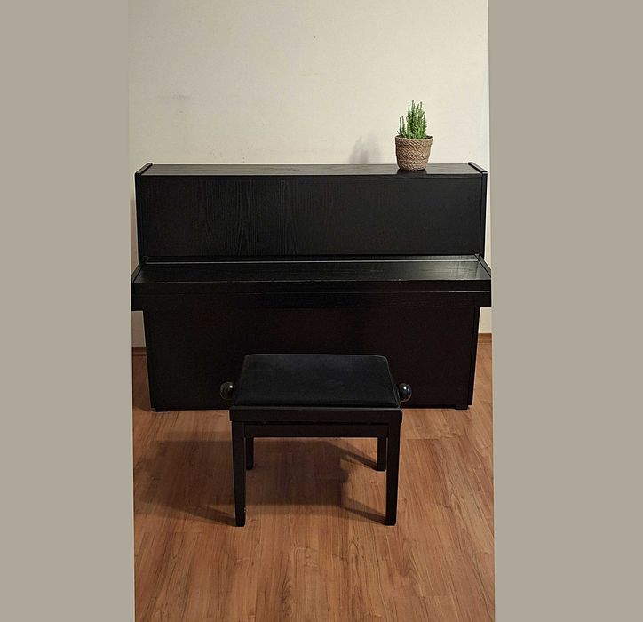 Pianino HELLAS doskonały stan! Zadbane! Dla ucznia szkoły muzycznej