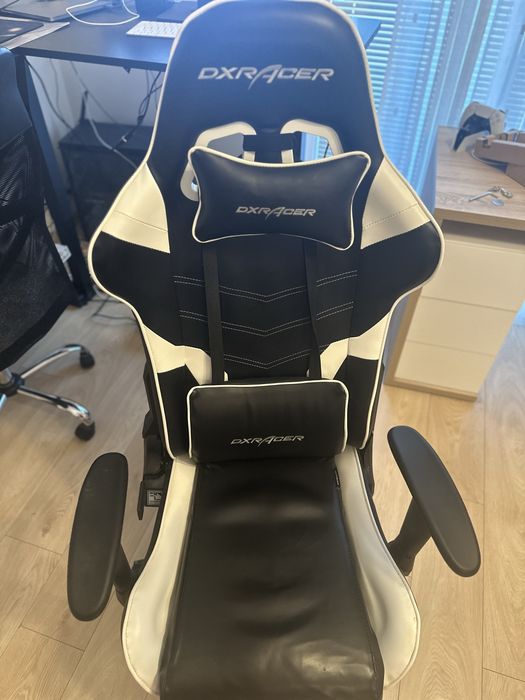 Fotel gamingowy DXRacer