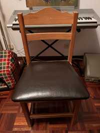Cadeira castanha