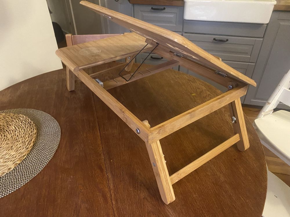 Bambusowa podkladka pod laptopa
