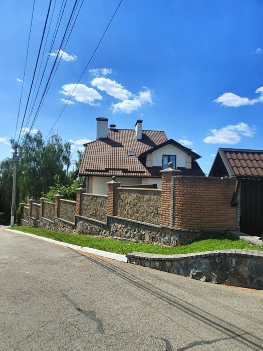 Продається цегляний будинок м. Васильків