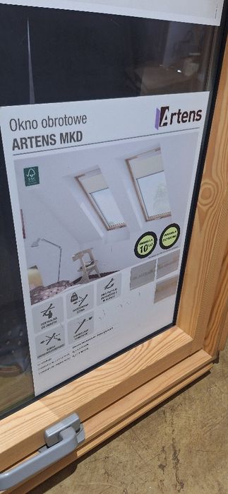 Nowe okno dachowe Artens dwuszybowe obrotowe MKD