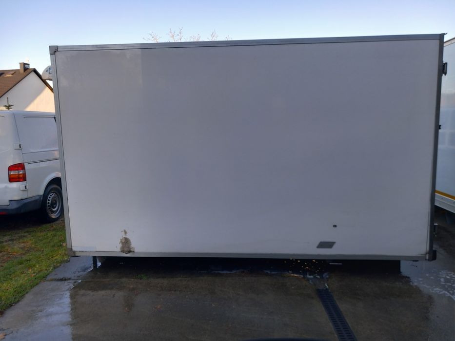 Kontener chłodnia z 2018r. 3.70m.