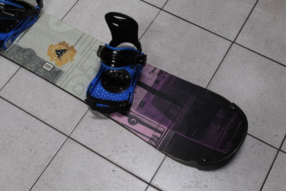 Deska Snowboard BURTON RADIUS 140 cm + Wiązania BURTON