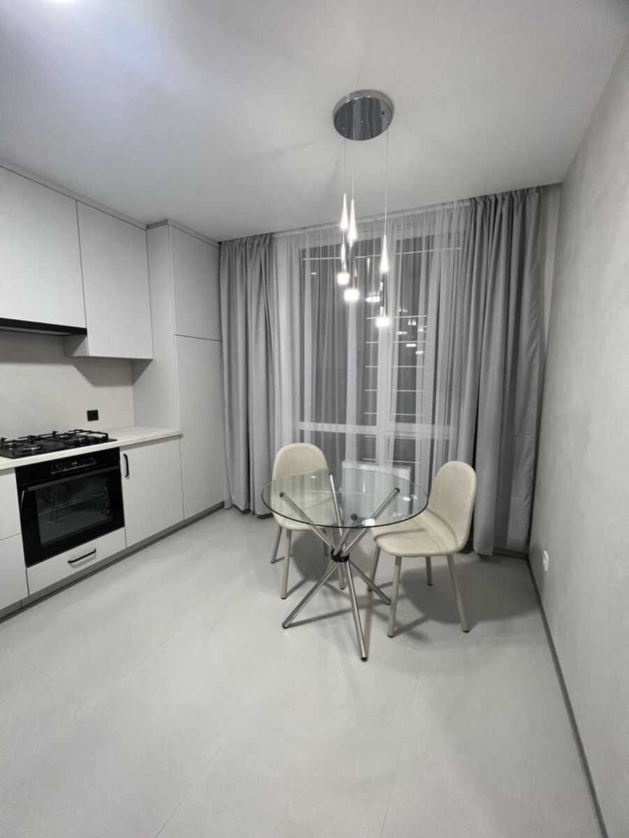 Продам видову розкішну 1-к квартиру ЖК Crystal Avenue з документами