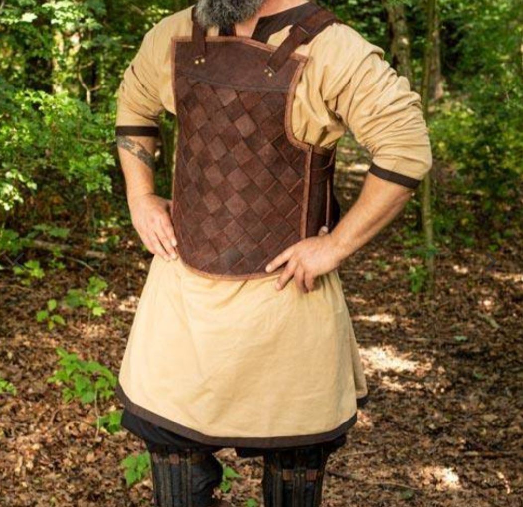 Strój Viking Leather Armour - Brown nowy XL
RFB Viking Leather Armour.