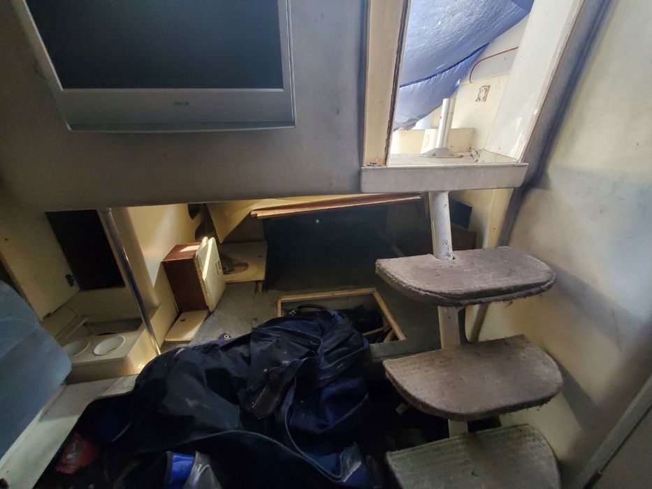 Катер под ремонт Larson 290 США 1999