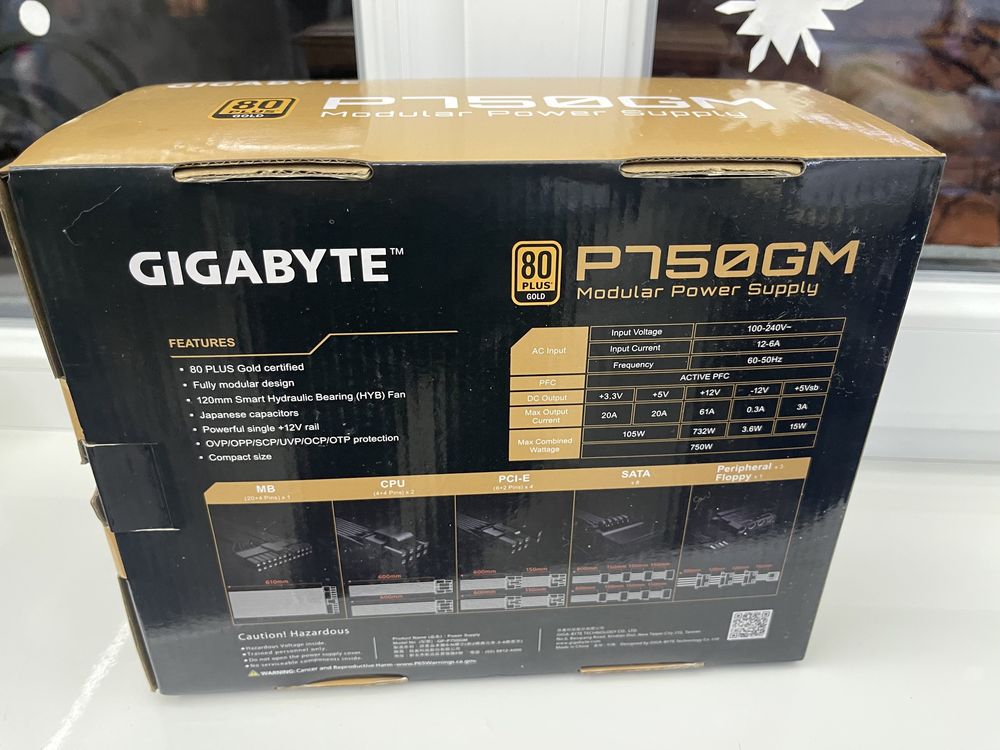 Блок живлення Gigabyte P750GM 80+ Gold 750wt