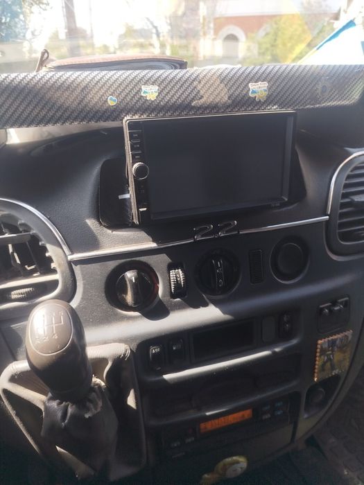 MERCEDES-Benz 413 cdi