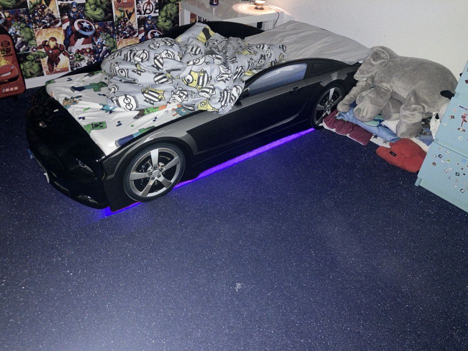 Lozko dzieciece auto z podswietleniem led