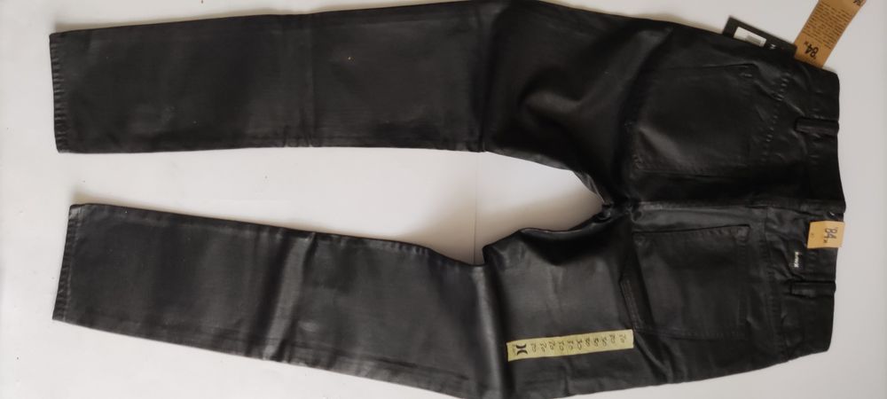 R. 30 Czarne męskie spodnie Black jeans marki Hurley Black