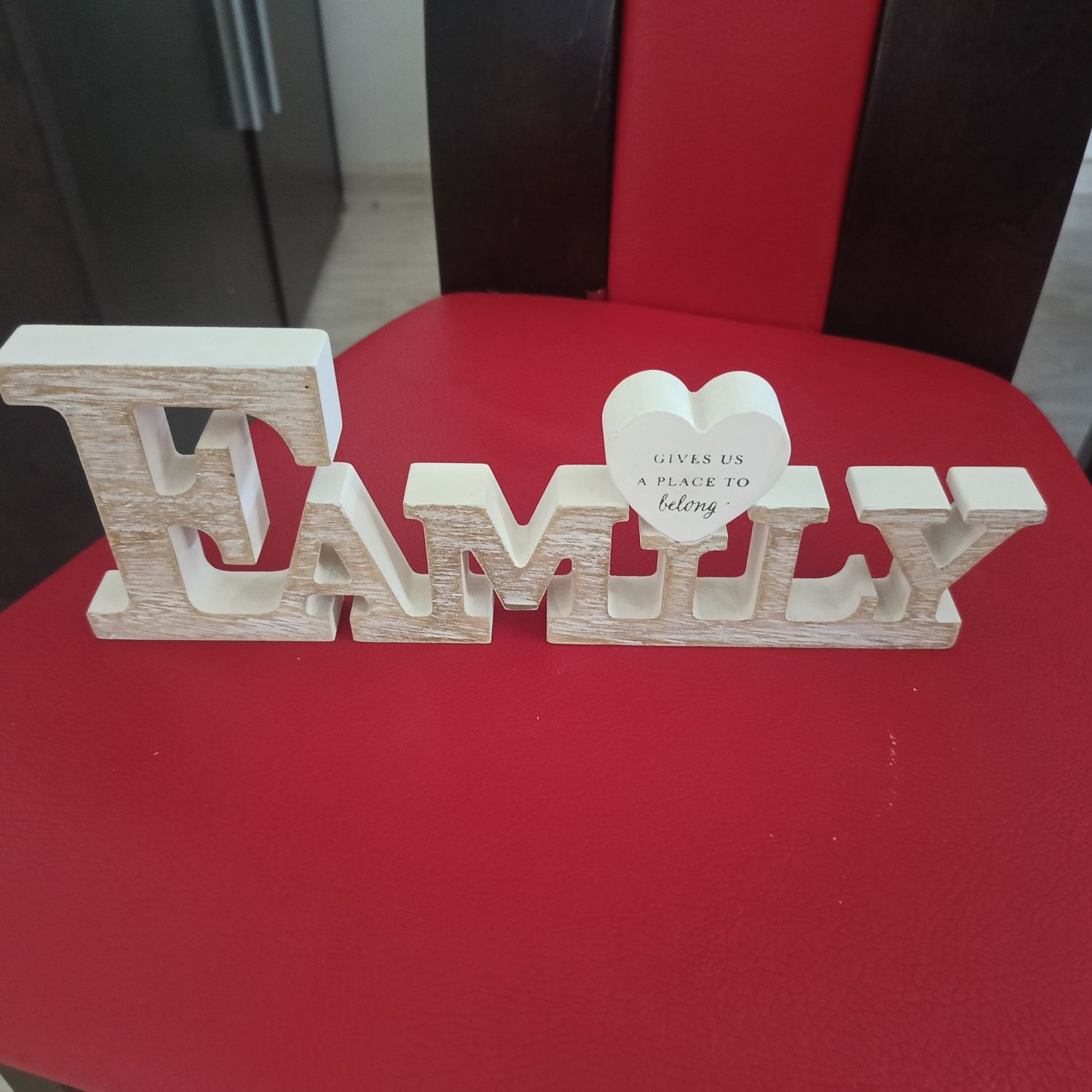 Dekoracja z drewna napis rodzina family
