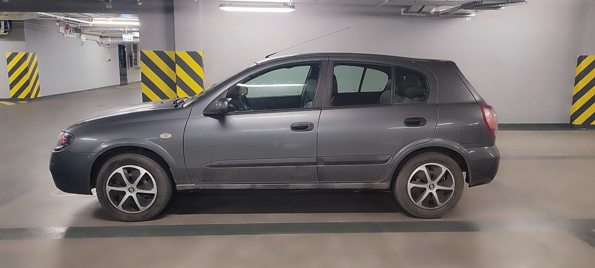 Nissan Almera N16 - przebieg 140 000 !