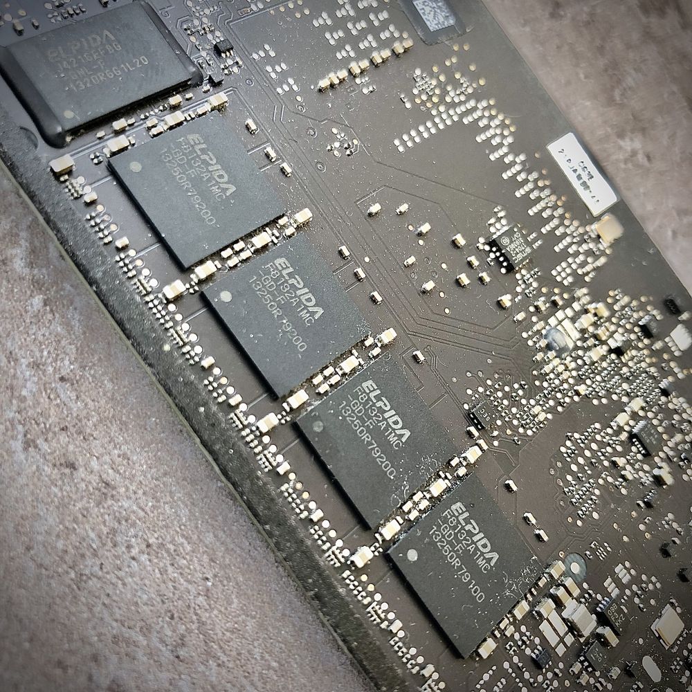 Материнская плата MacBook Air 11” A1465 mid 2013 i5 4гб