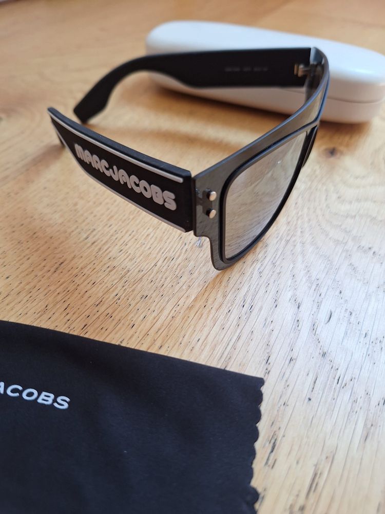 Okulary przeciwsłoneczne Marc Jacobs oryginalne