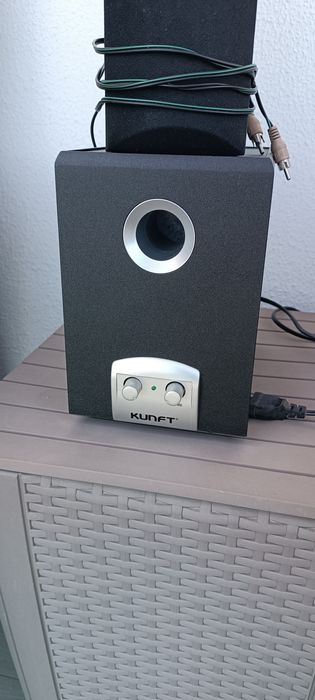 Colunas de sistema de som