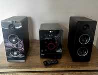 LG CM2760 – Mini Wieża Bluetooth CD/USB – Stan bardzo dobry