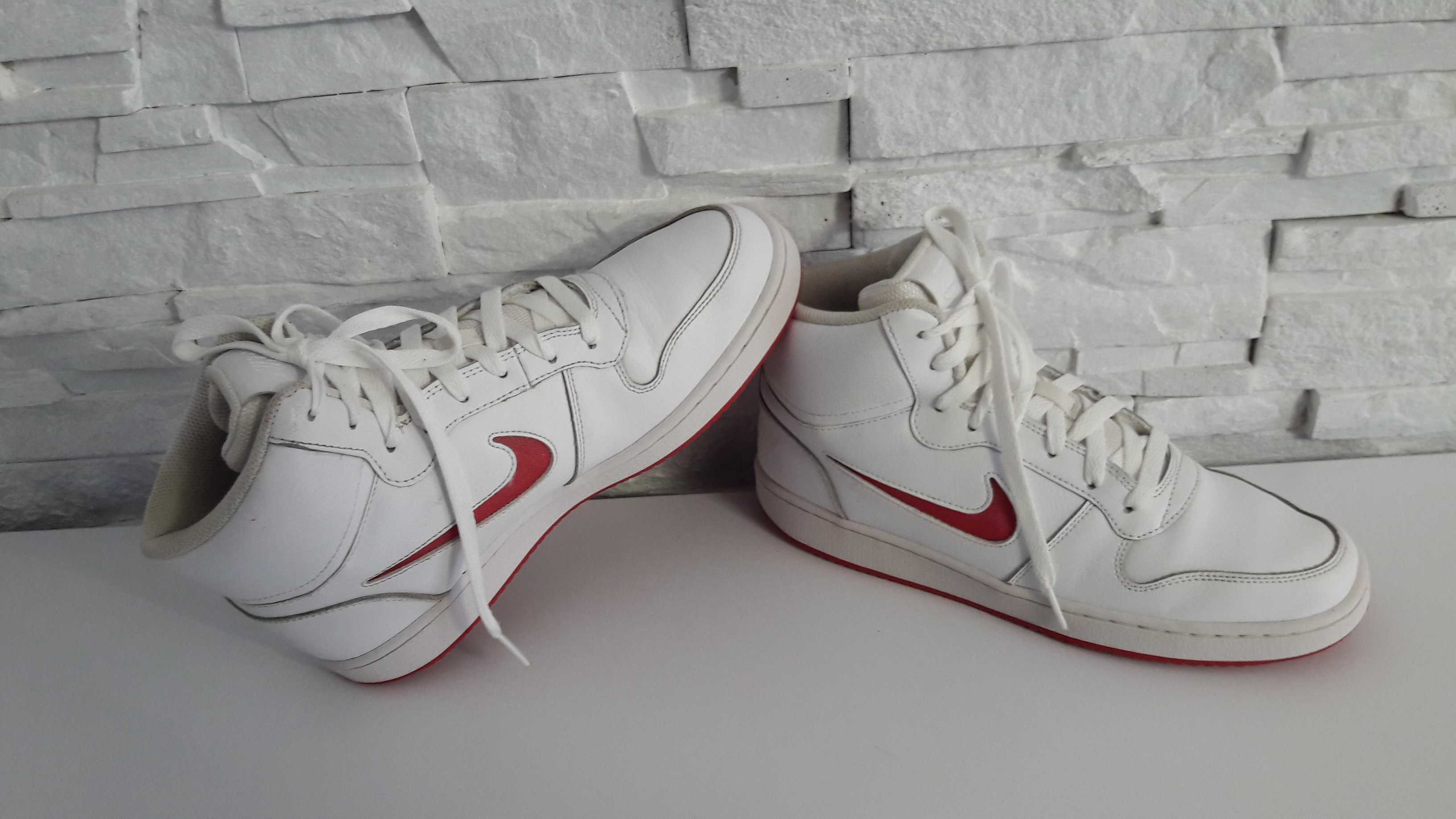 Buty NIKE roz.42 wkł.27 cm.