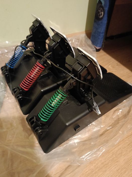 Sprzedam (Nową) kierownicę Cobra GT987FF PRO