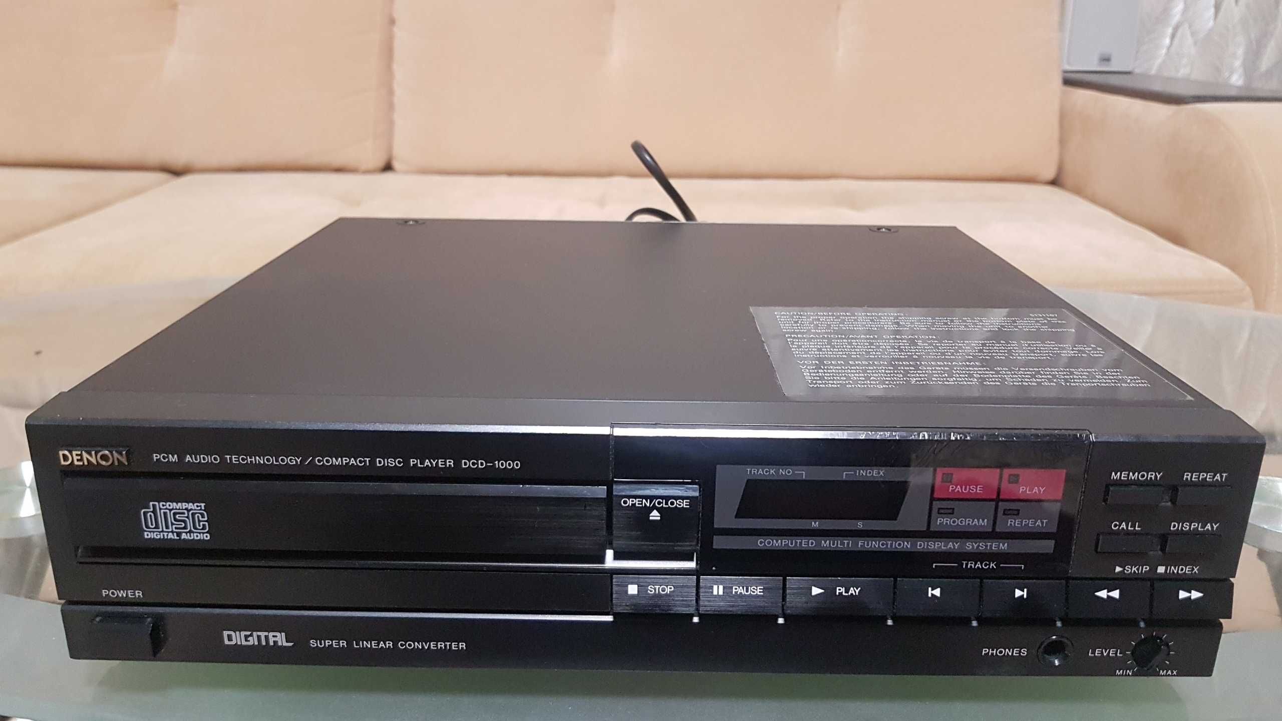 Проигрыватель CD  Denon DCD-1000 made in Japan/Japon