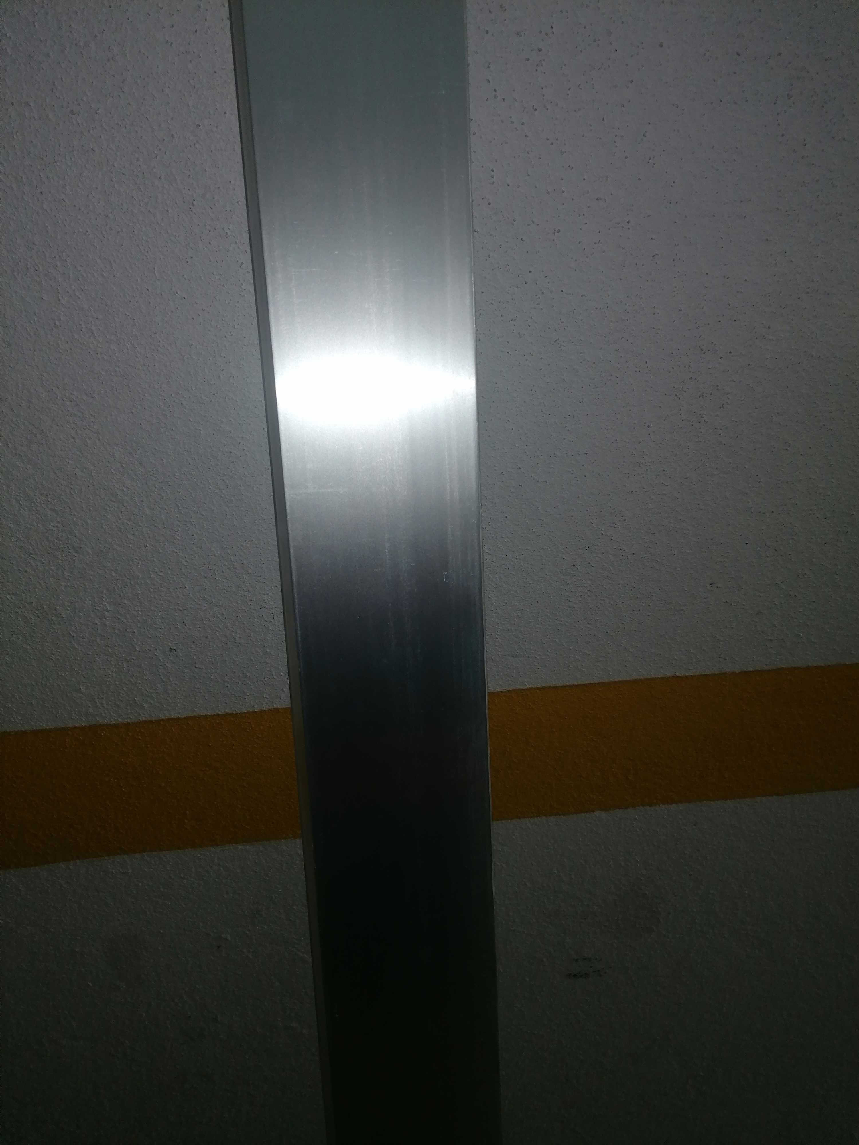 Rodapé aluminio 10