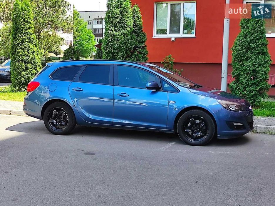 Opel Astra J 2014 механіка 1.7 CDTI